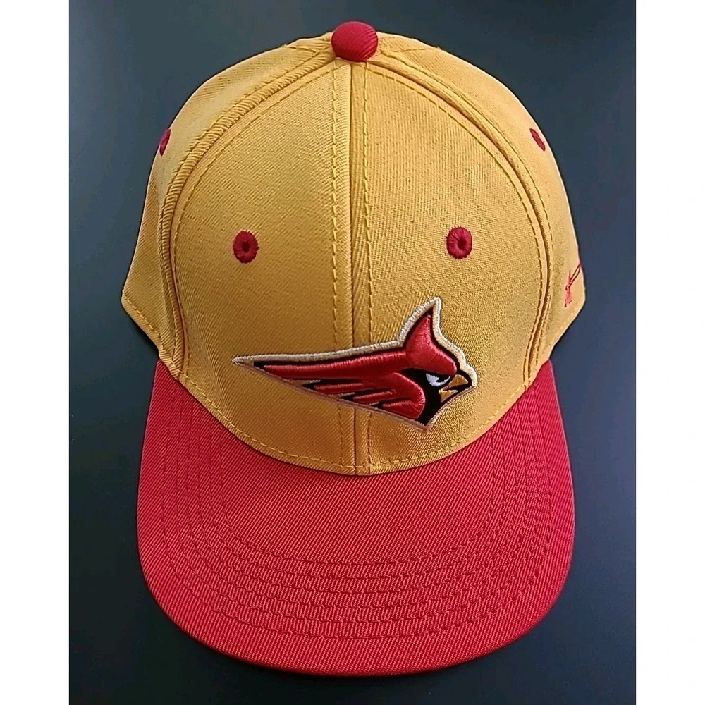 Cardinals Flex Fit Baseball Cap Blue Under Armour Youth Size‎ XS Yellow Red